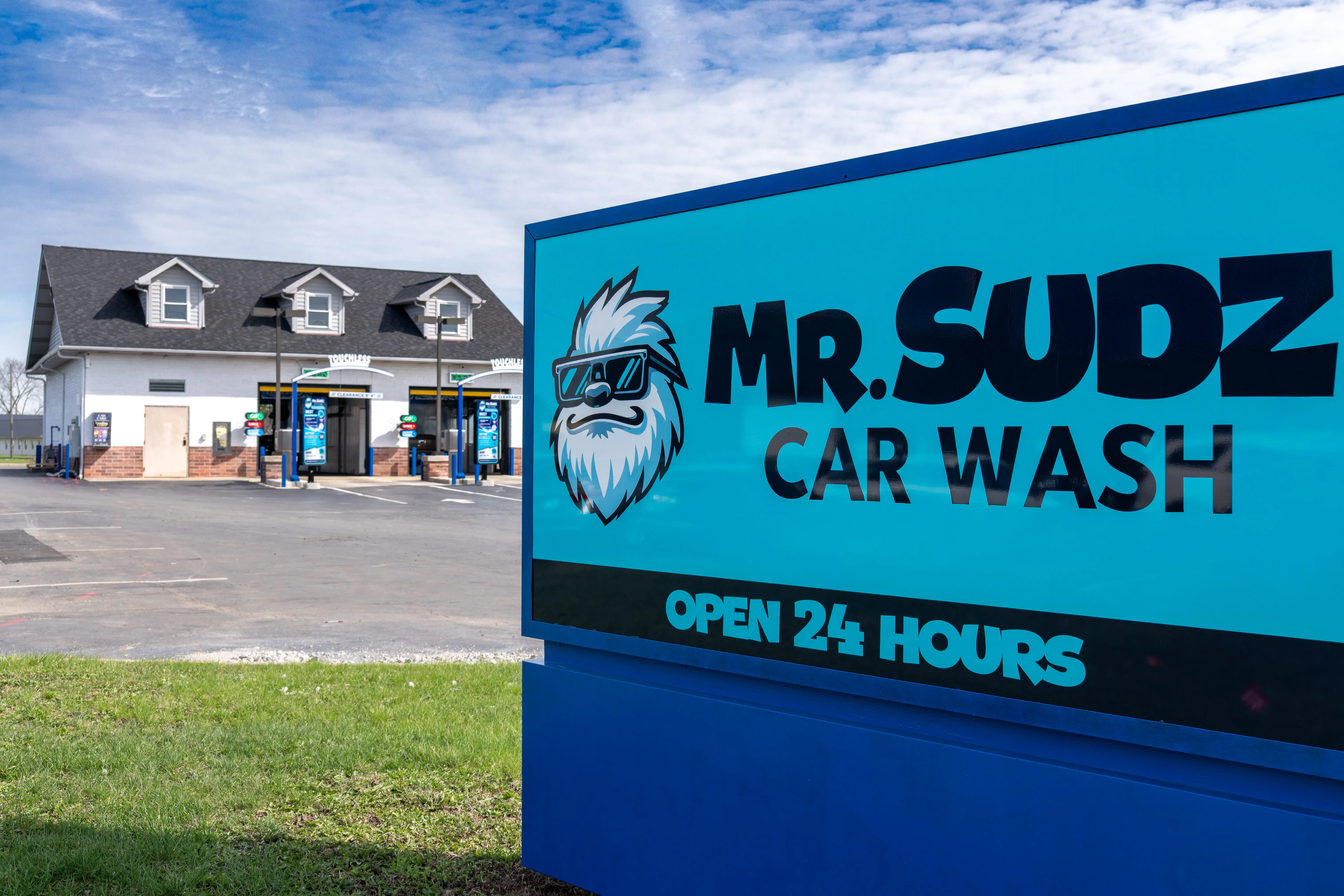 Commercial video production for Mr. Sudz Carwash Columbus Ohio - Arcova Creatives